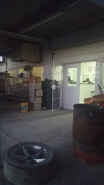 J & S Truck & Auto Parts, El Paso, Texas