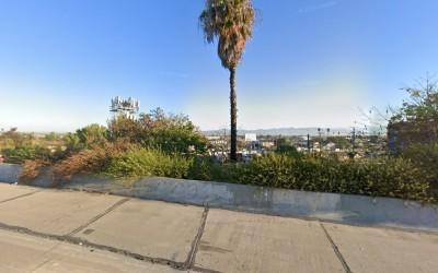 Alcon Buy's Junk Cars, East Los Angeles, California