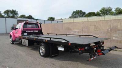 Henderson Towing & Auto Repair, Detroit, Michigan