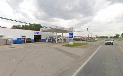 Shore's Garage, Modoc, Indiana
