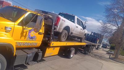 XY Towing LLC, Denver, Colorado