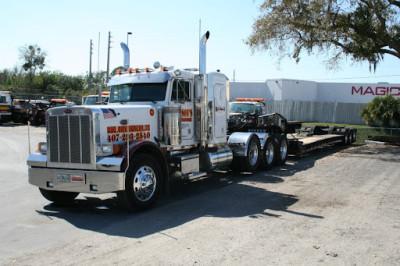 Johnson's Wrecker Service Cars, Heavy Duty and Semi Truck Towing, Orlando, Florida