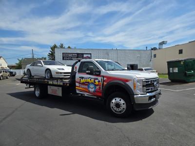 Mike's Towing Service, Philadelphia, Pennsylvania