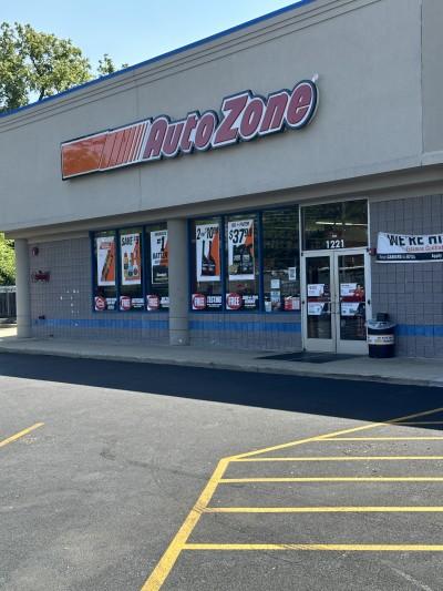 AutoZone Auto Parts, Arlington Heights, Illinois