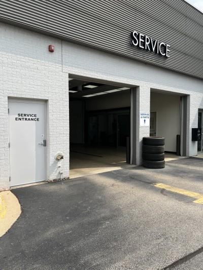 Napleton Lincoln of Schaumburg Service Center, Schaumburg, Illinois