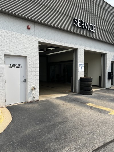 Napleton Lincoln of Schaumburg Service Center