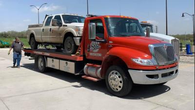 R&W Towing & Recovery LLC, St Joseph, Missouri