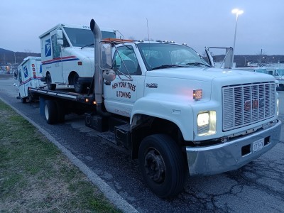 New York Tires & Towing LLC