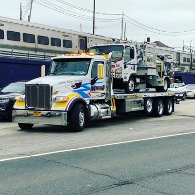 Mike's Heavy Duty Towing, Brooklyn, New York