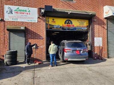 Luna's Tire Shop, Brooklyn, New York