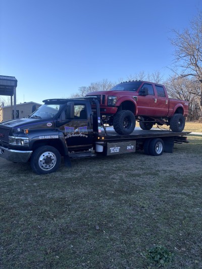 H&H Wrecker