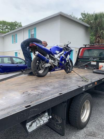 Courtesy Towing