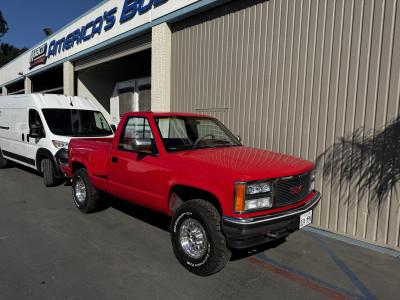 Maaco Auto Body Shop & Painting, Lake Forest, California