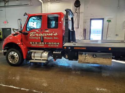 Brown's Towing and Repair Erie, Erie, Pennsylvania