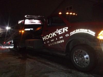 HOOKER TOWING, Cedar Rapids, Iowa