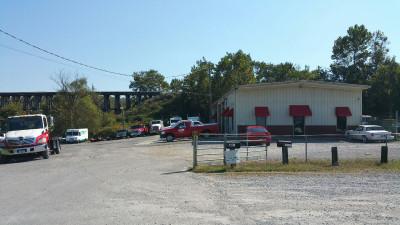 Jones Brothers - Flatbed, Heavy Duty & Semi Truck Towing, Clarksville, Tennessee