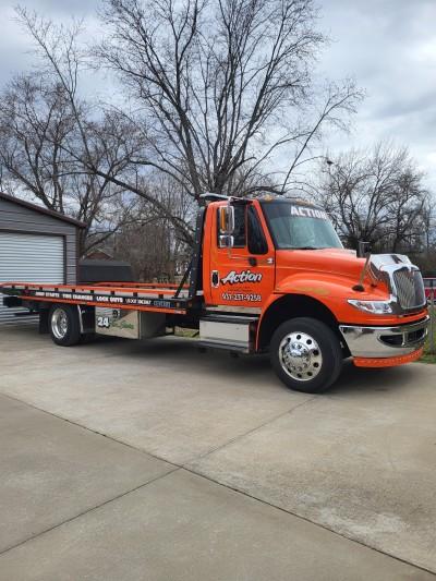 Action transport, Clarksville, Tennessee