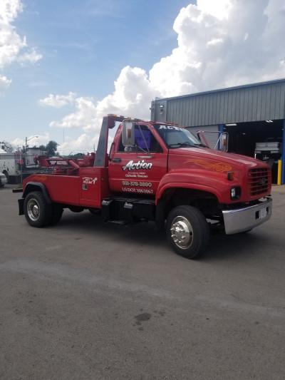 Action transport, Clarksville, Tennessee