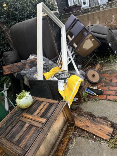 Junk Buddie's 5 Junk Removal, Banning, California
