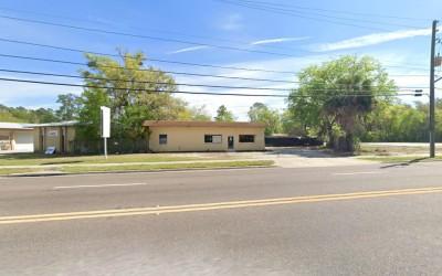 Larry's Paint & Body Shop, Gainesville, Florida