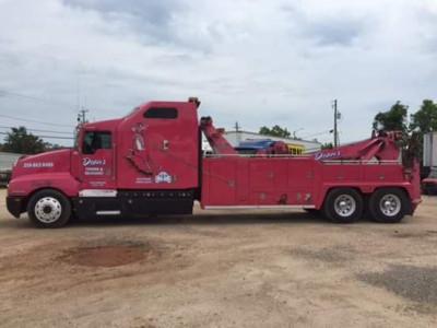 Dean's Towing & Recovery, Gulfport, Mississippi