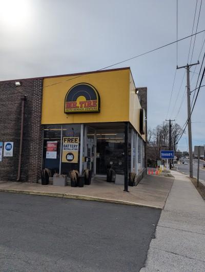 Mr. Tire Auto Service Centers, Arlington, Virginia