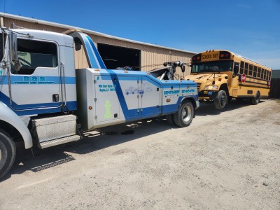 D & R Towing and Recovery LLC