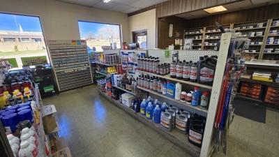 Globe Auto Supply, Peoria, Illinois
