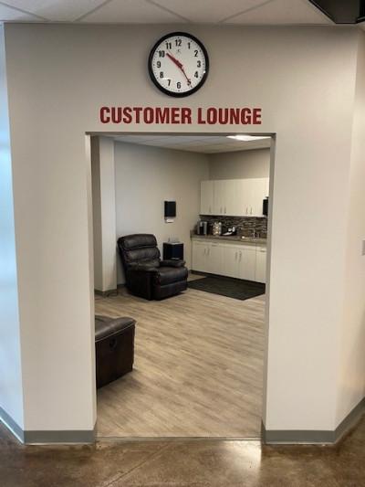 TAG Truck Center Springfield