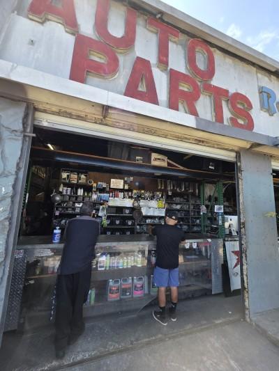 Ray's Auto, Compton, California