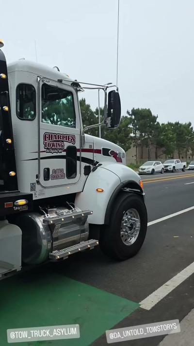 Charlie's 24hr Towing & Heavy Duty