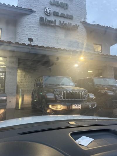 Simi Valley Chrysler Dodge Jeep RAM, Simi Valley, California