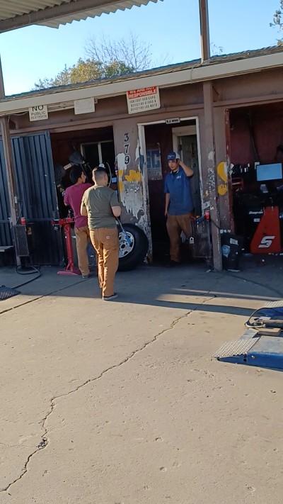 Romeros Tire Shop, Yuba City, California