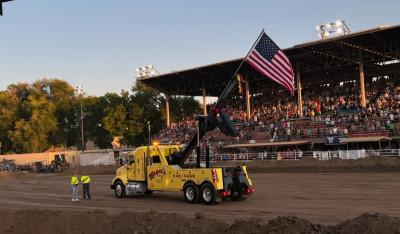 Wayne's Towing