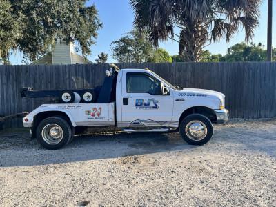 B J's Towing Service, Apopka, Florida