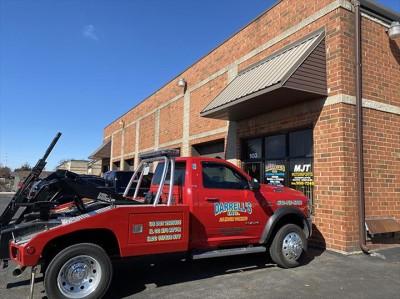 Darrell's Inc. Naperville Tow, Naperville, Illinois