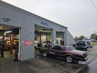 Round The Clock Auto Repair LLC, Evansville, Indiana