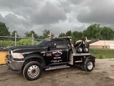 Dave's Towing Service, Louisville, Kentucky