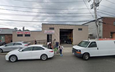 Le redemption center, Everett, Massachusetts