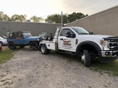 FJR Towing Transport Inc., Springfield, Massachusetts