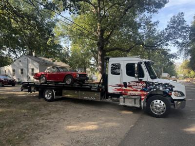 Lawrence Towing