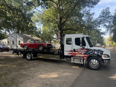 Lawrence Towing
