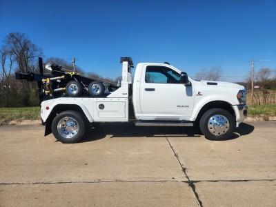 Select Truck & Equipment inc.