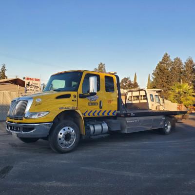 Larry's Towing, Clovis, California
