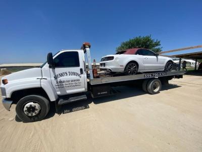 Memo's Towing, Fresno, California