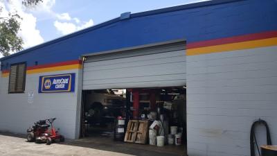 Hugh's Riverside Automotive, Jacksonville, Florida
