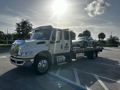 Infinity Stones Towing, Kissimmee, Florida