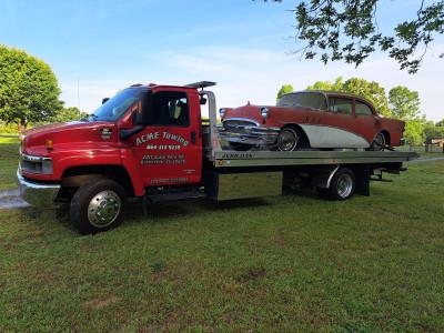 ACME Towing & Wrecker Services Tow Truck. Office hours 8-5 Mon.-Fri., Greenville, South Carolina