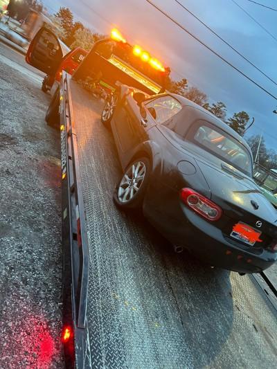 Leons Tire & Towing, Greenville, South Carolina