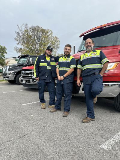 MANNY'S TOWING AND RECOVERY